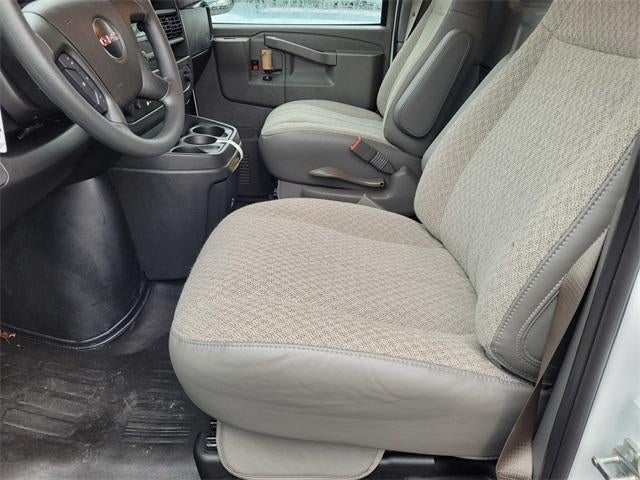 2024 GMC Savana Cargo 2500 Base