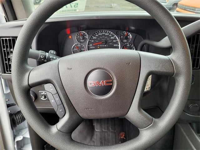 2024 GMC Savana Cargo 2500 Base