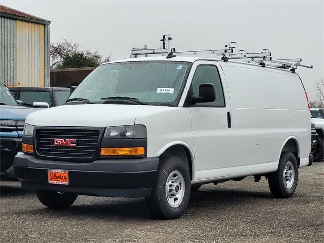 2024 GMC Savana Cargo 2500 Base