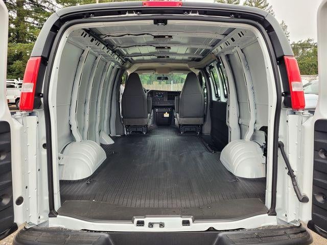 2026 GMC Savana Cargo Base