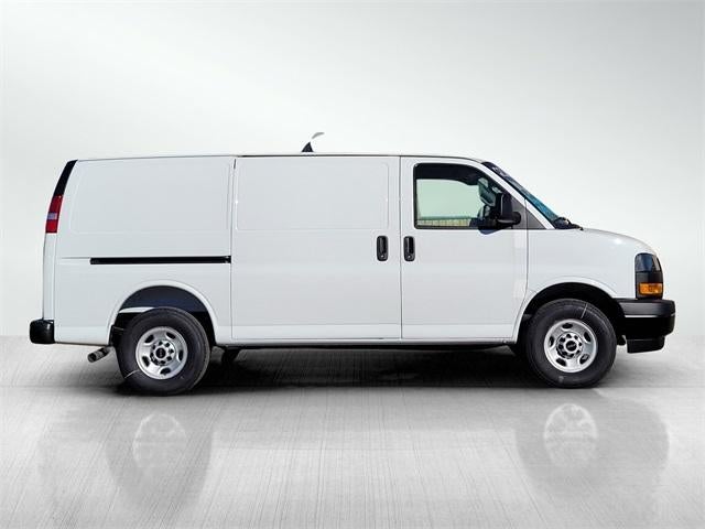 2025 GMC Savana Cargo 2500 Base