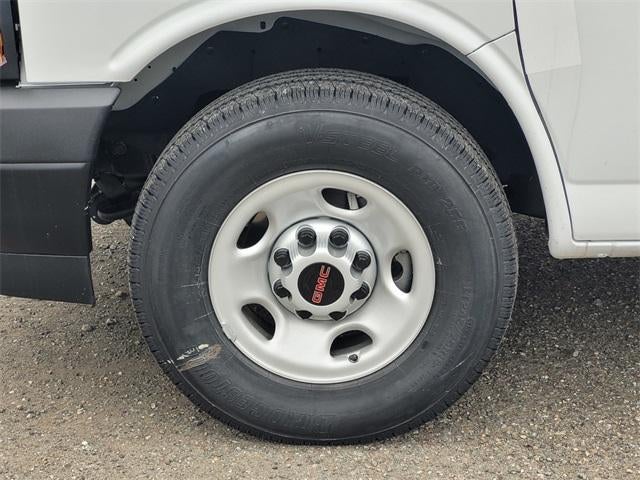 2025 GMC Savana Cargo 2500 Base