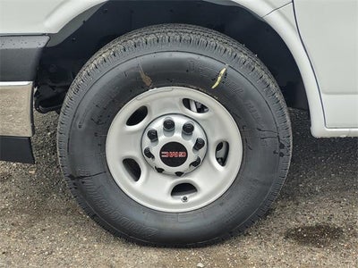 2025 GMC Savana Cargo 2500 Base