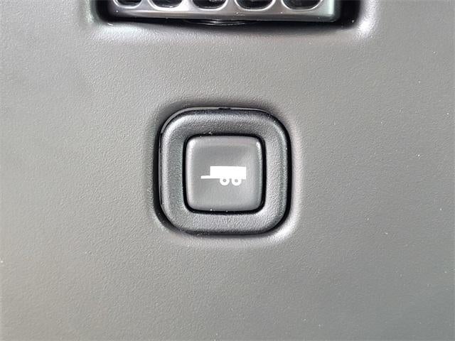 2025 GMC Savana Cargo 2500 Base