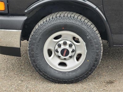 2023 GMC Savana Cargo 3500 Base
