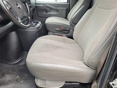 2023 GMC Savana Cargo 3500 Base