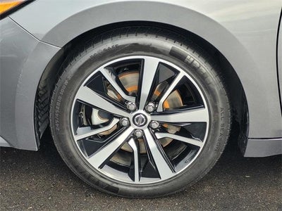 2021 Nissan Maxima SV Xtronic CVT