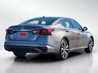 2021 Nissan Altima SR FWD