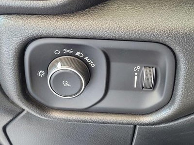 2022 RAM 3500 Big Horn Crew Cab 4x4 8' Box