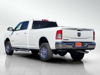 2022 RAM 3500 Big Horn Crew Cab 4x4 8' Box