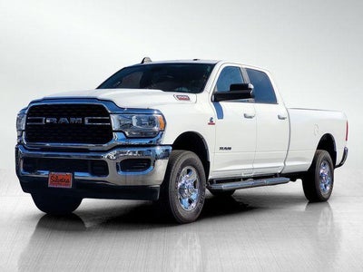 2022 RAM 3500 Big Horn Crew Cab 4x4 8' Box