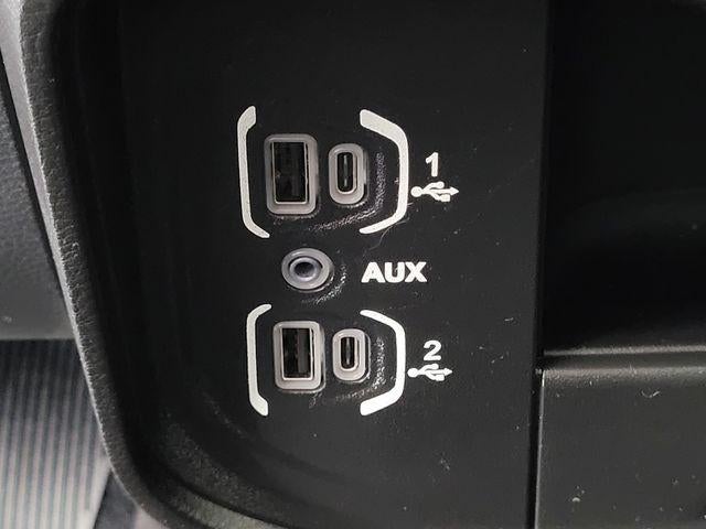 2024 RAM 3500 Chassis Tradesman/SLT/Laramie/Limited