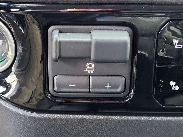 2025 GMC Sierra 1500 SLE