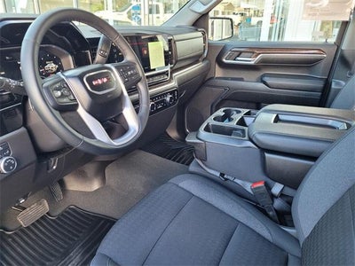 2024 GMC Sierra 1500 SLE