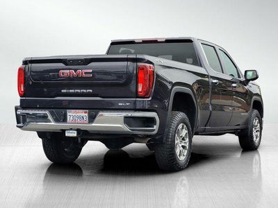 2022 GMC Sierra 1500 SLT