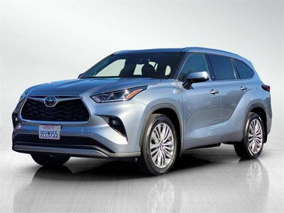 2022 Toyota Highlander Platinum