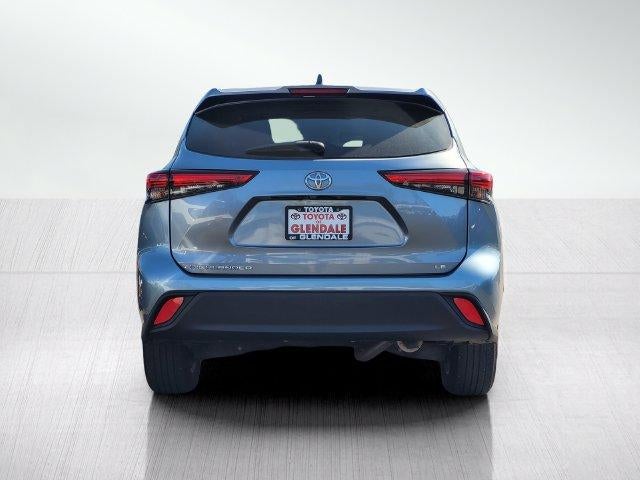 2022 Toyota Highlander LE
