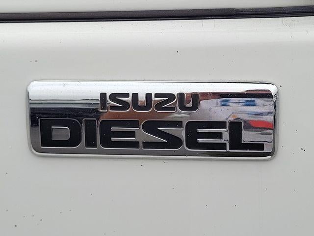 2022 Isuzu NPR XD 5.2l