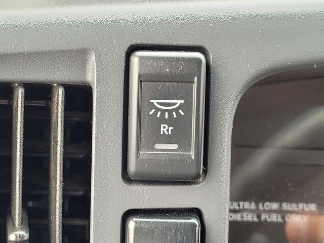 2022 Isuzu NPR XD 5.2l