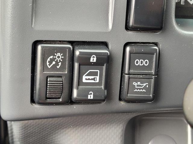 2022 Isuzu NPR XD 5.2l