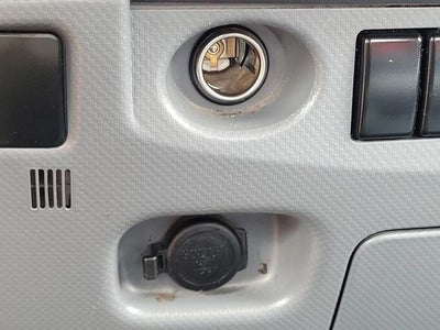 2022 Isuzu NPR XD 5.2l