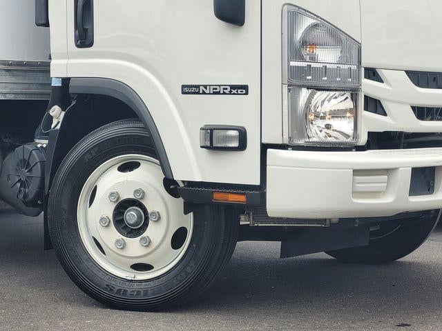 2022 Isuzu NPR XD 5.2l