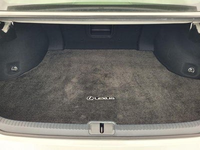 2019 Lexus ES 300h 