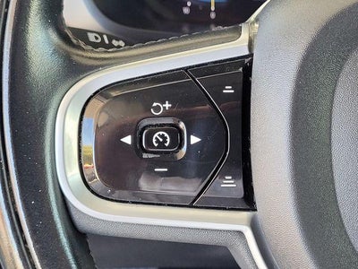 2022 Volvo XC60 B6 Inscription