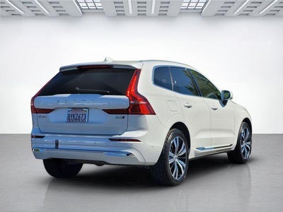 2022 Volvo XC60 B6 Inscription