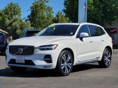 2022 Volvo XC60 B6 Inscription